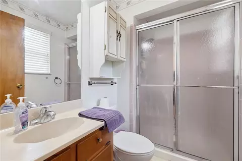 Bath - 933 E David Rd, Kettering, OH 45429 photo 5 of 6