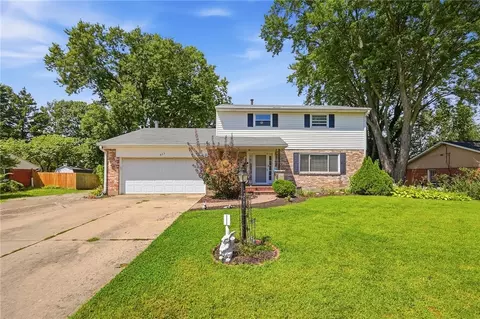 Exterior - 933 E David Rd, Kettering, OH 45429 photo 2 of 8