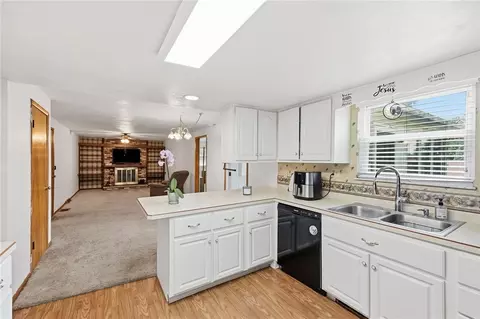 Kitchen - 933 E David Rd, Kettering, OH 45429 photo 2 of 4