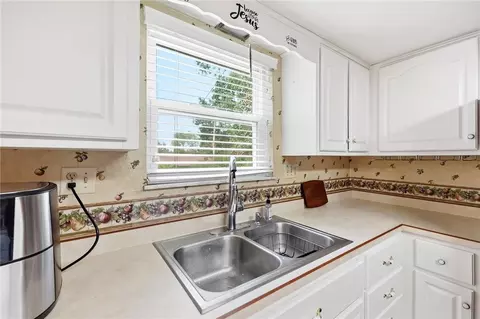 Kitchen - 933 E David Rd, Kettering, OH 45429 photo 4 of 4