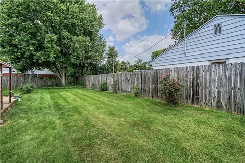 Exterior - 643 Mossoak Dr, Kettering, OH 45429 photo 18 of 18