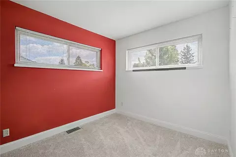 Bedroom - 643 Mossoak Dr, Kettering, OH 45429 photo 7 of 8