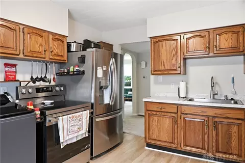 Kitchen - 2770 Rushland Dr, Kettering, OH 45419 photo 1 of 3
