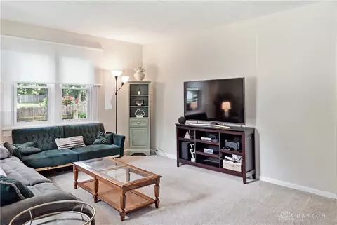 Living - 2770 Rushland Dr, Kettering, OH 45419 photo 2 of 3