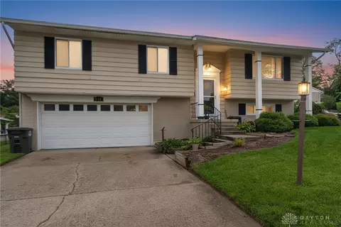 5954 Norwell Dr, West Carrollton, OH 45449