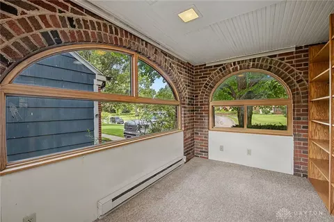Exterior - 1820 Pembrook Rd, Springfield, OH 45504 photo 7 of 20