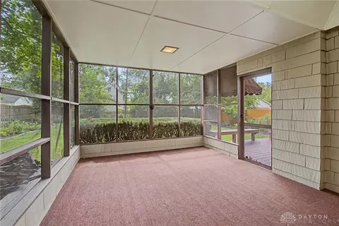 Exterior - 1820 Pembrook Rd, Springfield, OH 45504 photo 11 of 20