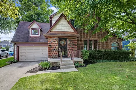 Exterior - 1820 Pembrook Rd, Springfield, OH 45504 photo 5 of 20