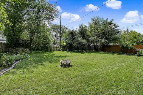 Exterior - 1820 Pembrook Rd, Springfield, OH 45504 photo 13 of 20