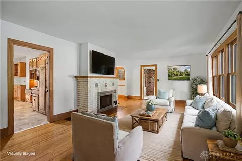 Living - 1820 Pembrook Rd, Springfield, OH 45504 photo 3 of 7