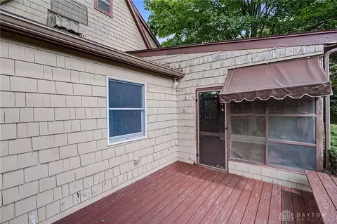 Exterior - 1820 Pembrook Rd, Springfield, OH 45504 photo 18 of 20