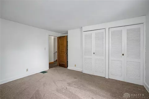 Bedroom - 1820 Pembrook Rd, Springfield, OH 45504 photo 7 of 10