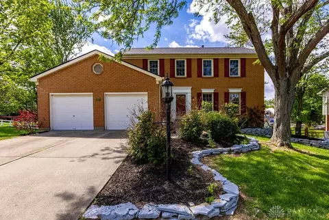 7497 Rolling Meadows Dr, West Chester Twp, OH 45069