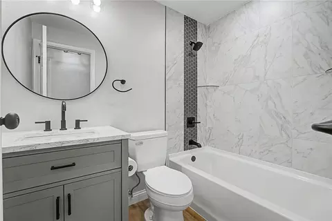 Bath - 8215 Gibson Ave, Fairborn, OH 45324 photo 3 of 5