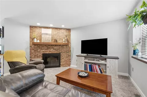 Living - 5891 Overbrooke Rd, Centerville, OH 45440 photo 2 of 2