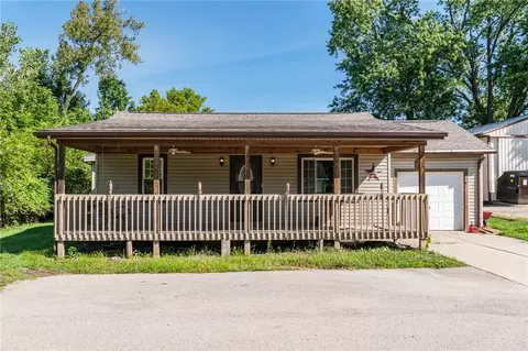 1 Hale Ln, Germantown, OH 45327