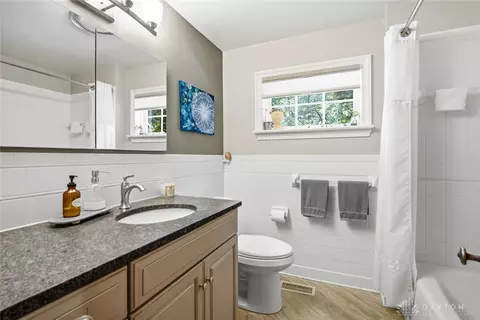 Bath - 1315 Upson Pl, Kettering, OH 45409 photo 1 of 4