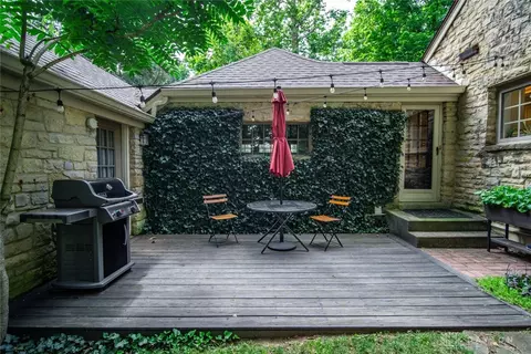 Exterior - 1315 Upson Pl, Kettering, OH 45409 photo 10 of 11