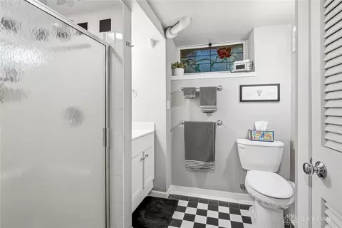 Bath - 1315 Upson Pl, Kettering, OH 45409 photo 3 of 4