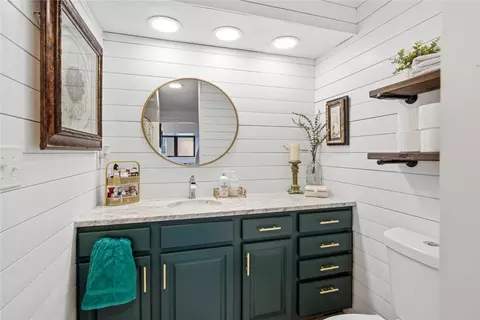 Bath - 4409 Marshall Rd, Kettering, OH 45429 photo 1 of 4