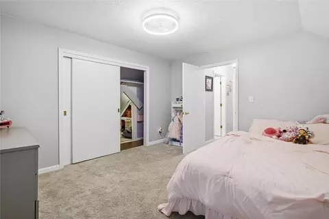 Bedroom - 4409 Marshall Rd, Kettering, OH 45429 photo 5 of 6