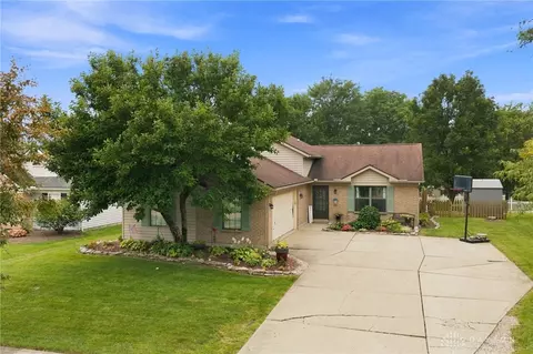 1567 Tollgate Ct, Lebanon, OH 45036