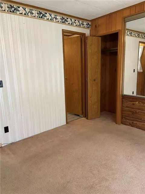 Bedroom - 48 Beech Dr, Springfield, OH 45502 photo 6 of 6