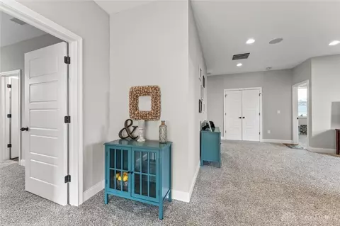 Entry Way - 2425 Middleboro Rd, Clarksville, OH 45113 photo 7 of 14