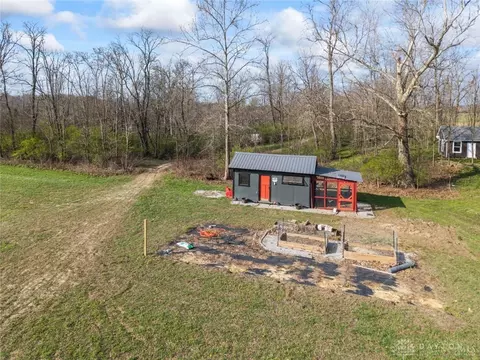 Exterior - 2425 Middleboro Rd, Clarksville, OH 45113 photo 10 of 18