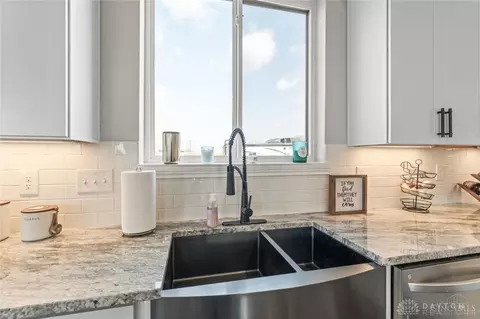 Kitchen - 2425 Middleboro Rd, Clarksville, OH 45113 photo 6 of 9
