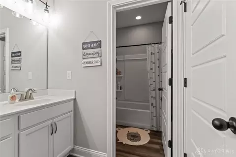 Entry Way - 2425 Middleboro Rd, Clarksville, OH 45113 photo 12 of 14