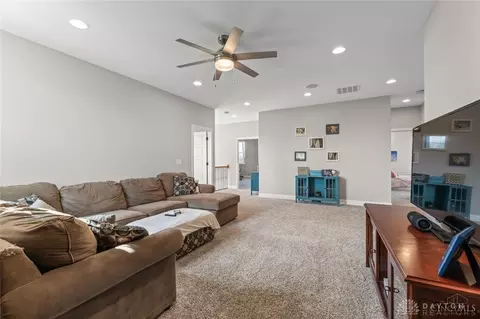 Entry Way - 2425 Middleboro Rd, Clarksville, OH 45113 photo 8 of 14