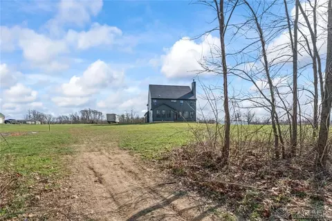 Exterior - 2425 Middleboro Rd, Clarksville, OH 45113 photo 8 of 18