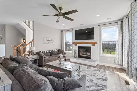 Living - 2425 Middleboro Rd, Clarksville, OH 45113 photo 2 of 2