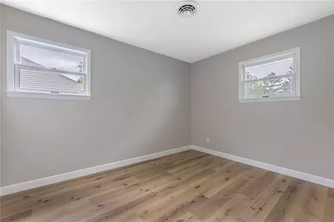 Bedroom - 3382 Valley Wood Dr, Dayton, OH 45429 photo 3 of 6