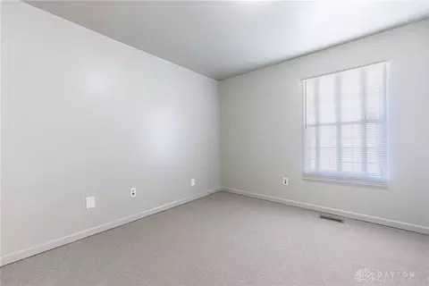 Bedroom - 1920 Rustic Rd, Dayton, OH 45406 photo 4 of 8