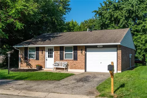 7615 Pomeranian Dr, Huber Heights, OH 45424