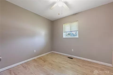 Bedroom - 445 E 4th St, Franklin, OH 45005 photo 4 of 5