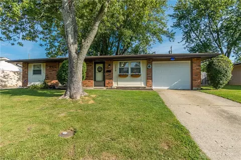 7319 Belle Plain Dr, Dayton, OH 45424
