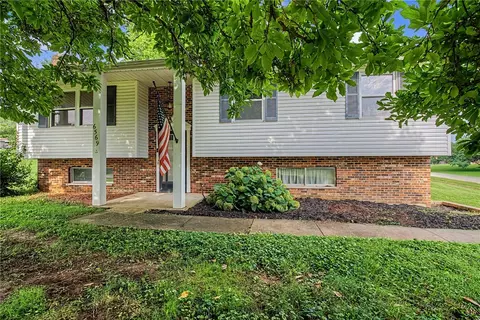 6569 Dawn St, Franklin, OH 45005