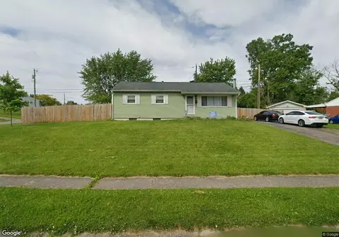 1319 Hemlock Dr, Fairborn, OH 45324
