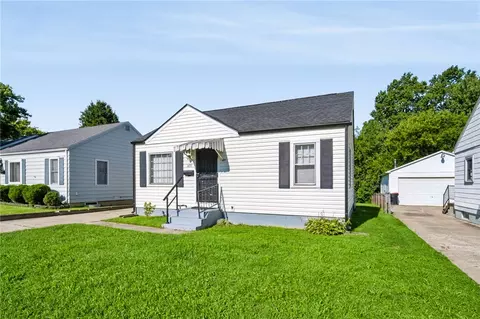 Exterior - 1433 Lamar Dr, Springfield, OH 45504 photo 2 of 7