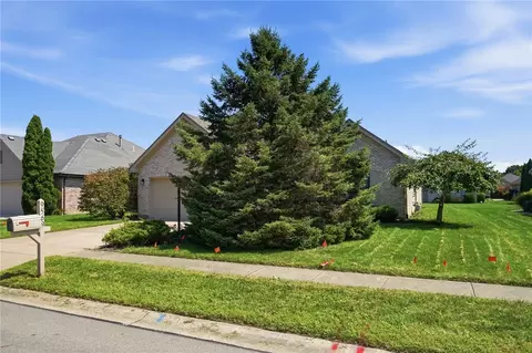 9569 Country Path Trl, Miamisburg, OH 45342