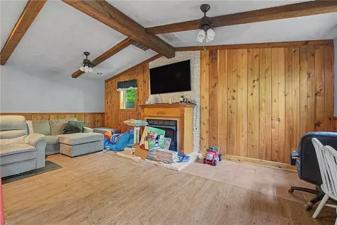 Living - 3357 Number Nine Rd, Blanchester, OH 45107 photo 4 of 5