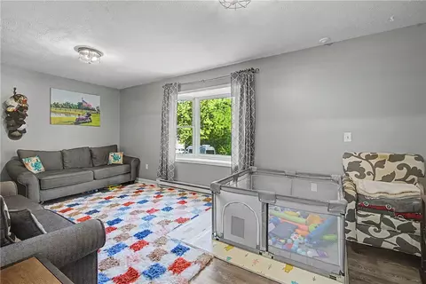 Living - 3357 Number Nine Rd, Blanchester, OH 45107 photo 2 of 5