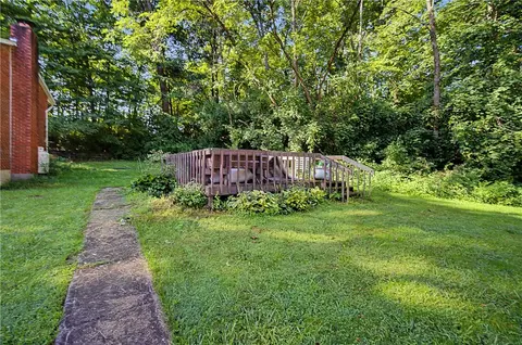 Exterior - 3357 Number Nine Rd, Blanchester, OH 45107 photo 4 of 14