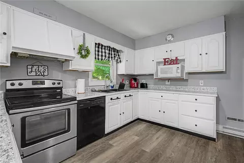 Kitchen - 3357 Number Nine Rd, Blanchester, OH 45107 photo 1 of 2