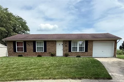 271 Ardmore Dr, Cedarville, OH 45314