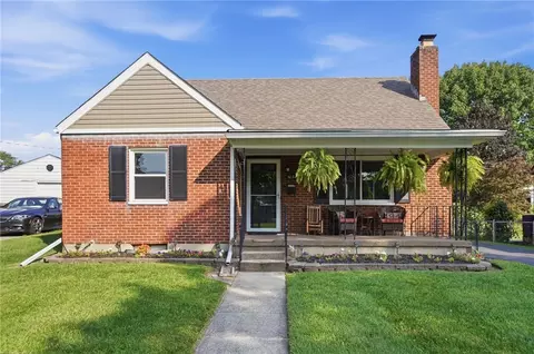 1034 Berkshire Rd, Dayton, OH 45419