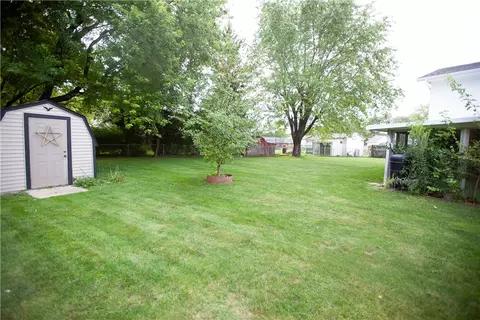 Exterior - 6 Danzig Ln, Fairborn, OH 45324 photo 3 of 6